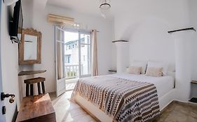 Onar Hotel & Suites